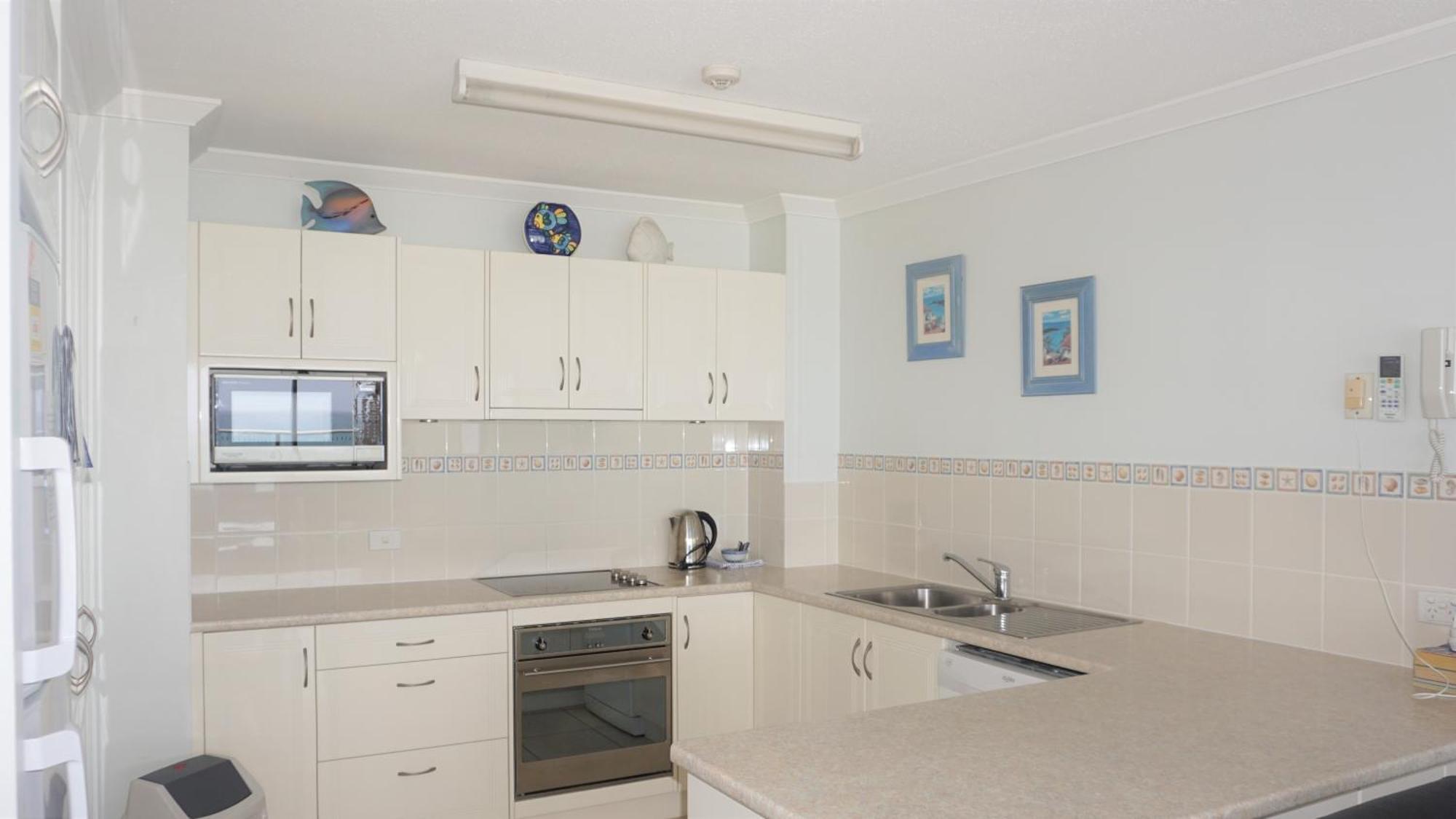 Pacific Surf Absolute Beachfront Apartments Gold Coast Extérieur photo