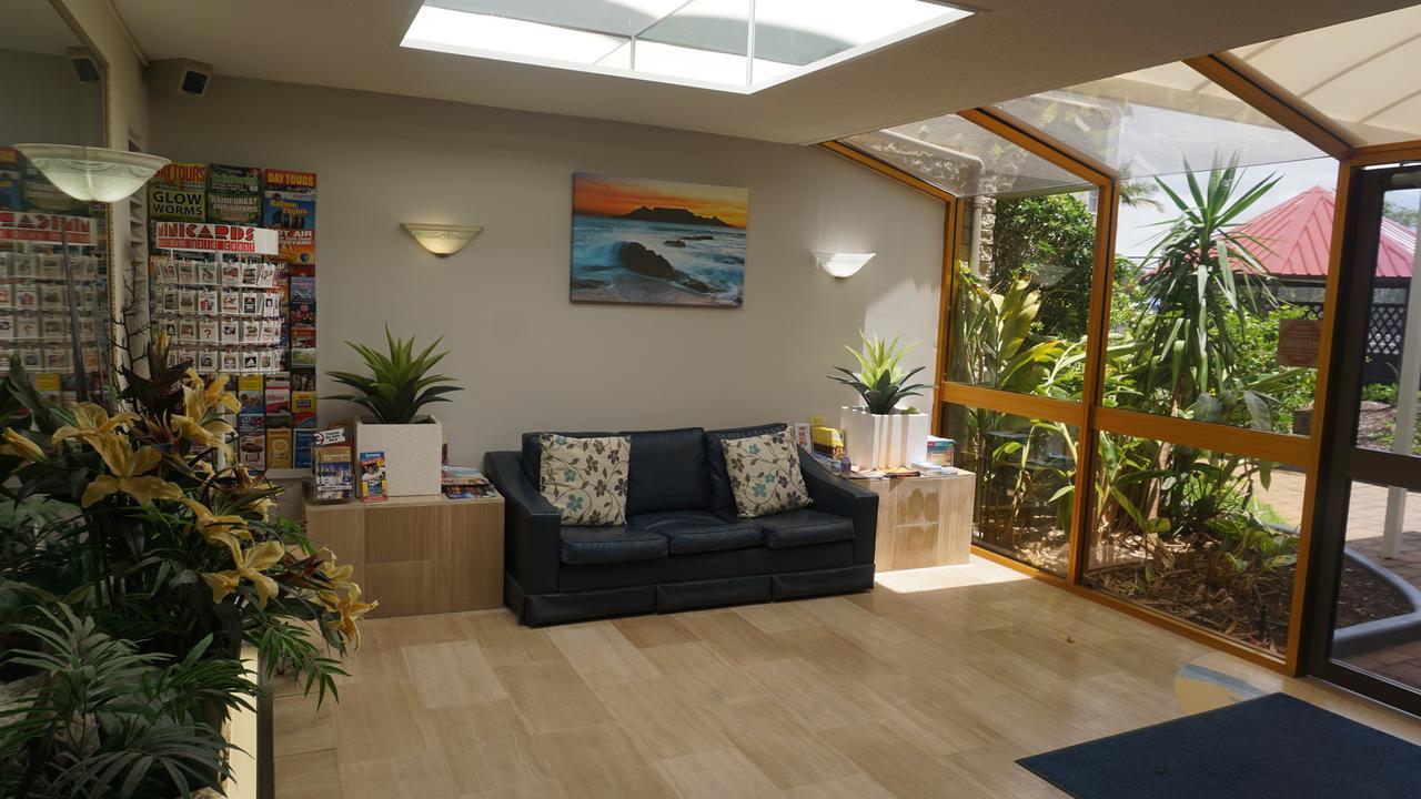 Pacific Surf Absolute Beachfront Apartments Gold Coast Extérieur photo