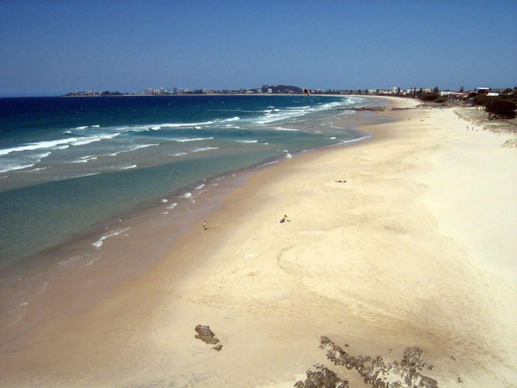 Pacific Surf Absolute Beachfront Apartments Gold Coast Extérieur photo