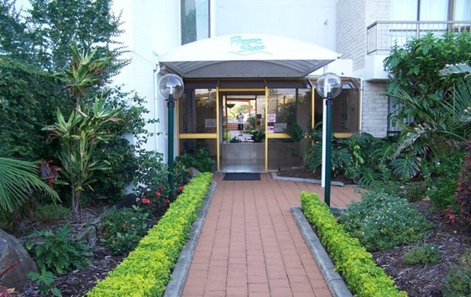Pacific Surf Absolute Beachfront Apartments Gold Coast Extérieur photo